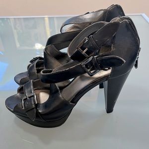 Guess gladiator open toe black platform heels 4.5”